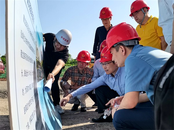 国投集团党委副书记、总经理许大为带队调研督导藏龙路等重大项目