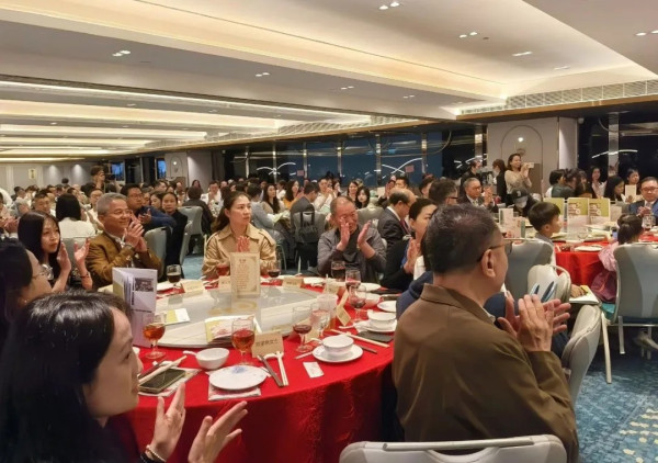 书香飘逸十七载 ｜ 2024书海翱翔梦飞扬17周年慈善夜圆满落幕