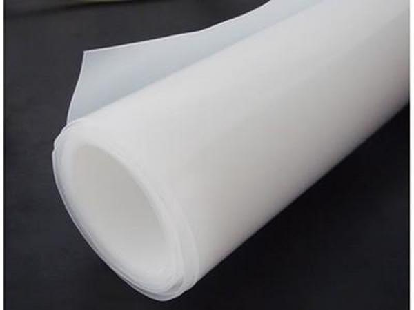 土工膜专业性施工前期