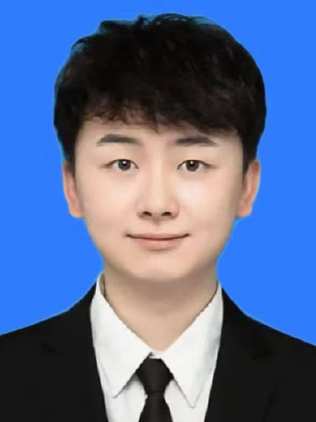 李志伟