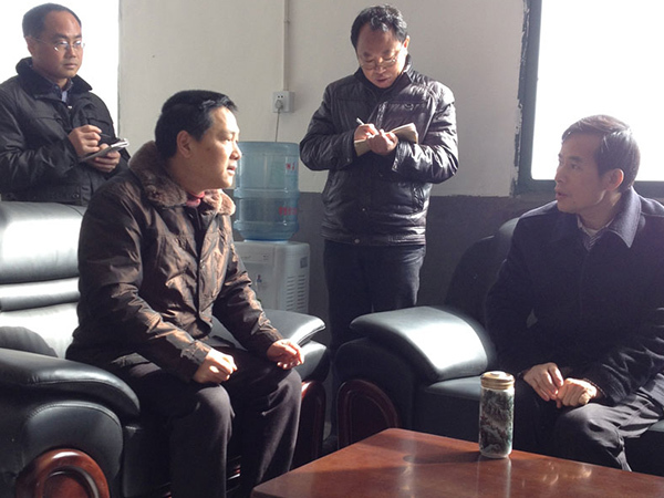 炎陵县县长刘正平到公司现场办公，落实各项政策执行情况