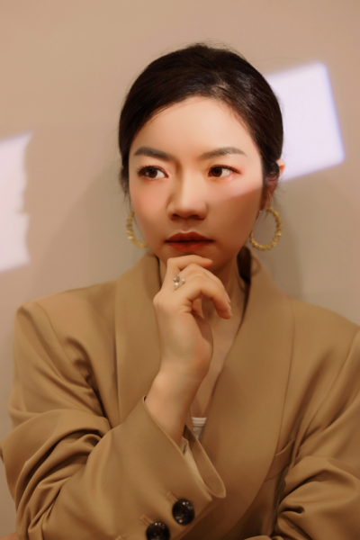 卢芊