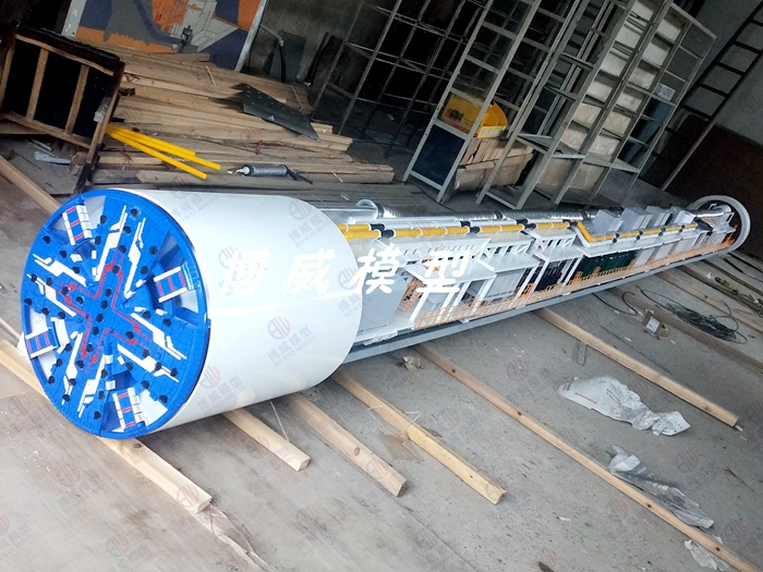 9米长盾构机模型