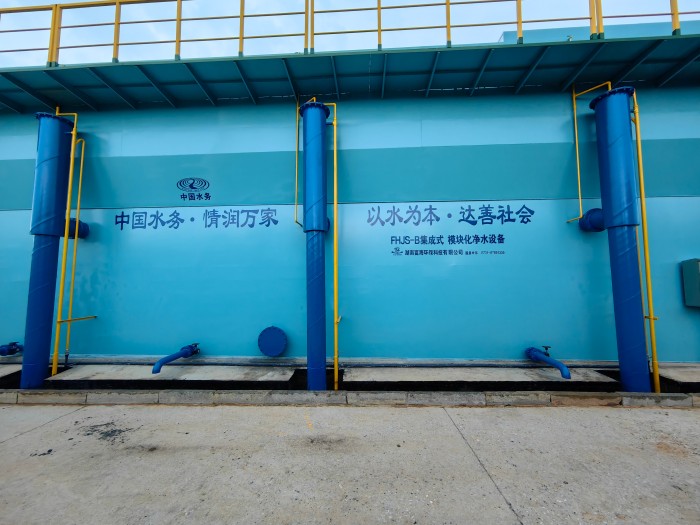 湘潭响塘水厂5000吨碳钢防腐