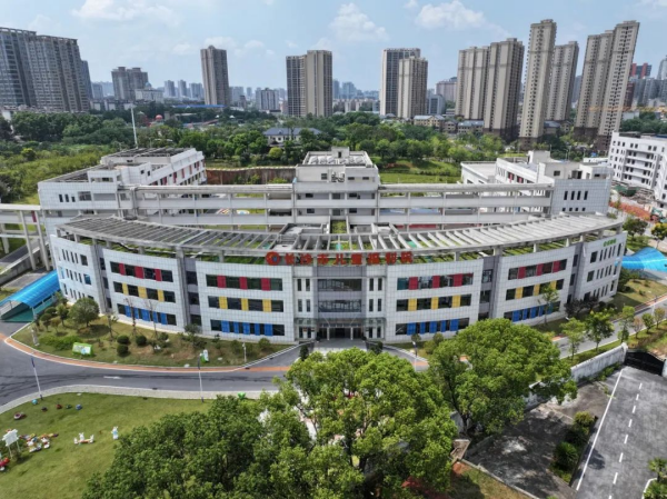 专业维保 健康同行 丨 一特医疗为长沙市儿童福利院进行维保服务培训