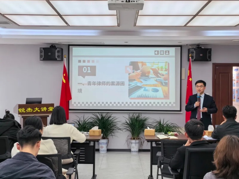微信截图_20250315004215