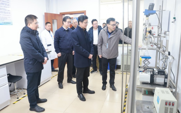 曹志强副省长调研湖南化工研究院