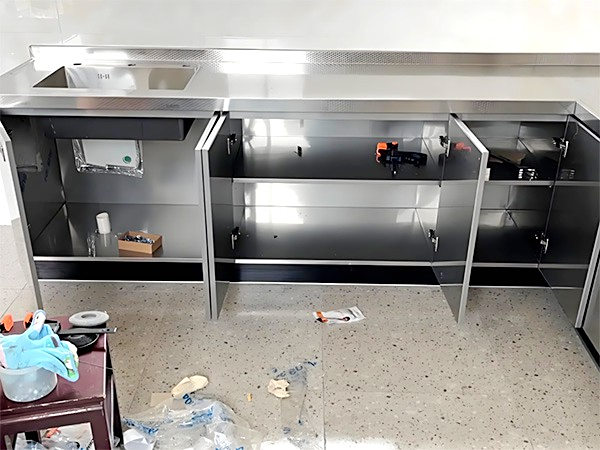 家用不锈钢橱柜