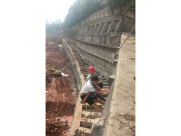 南站中鐵五局邊坡檢測