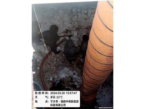 盐池清淤中