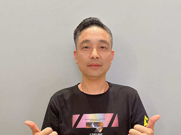 唐云    ​货拉拉司机管理专员(资深司管)