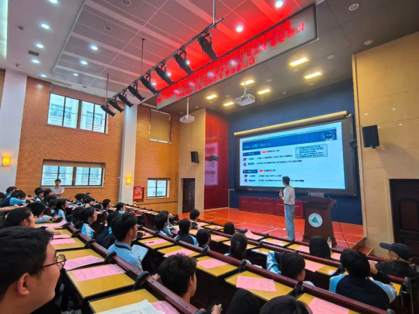 构筑留学平台：韩国国民大学与我校共启教育合作新篇章