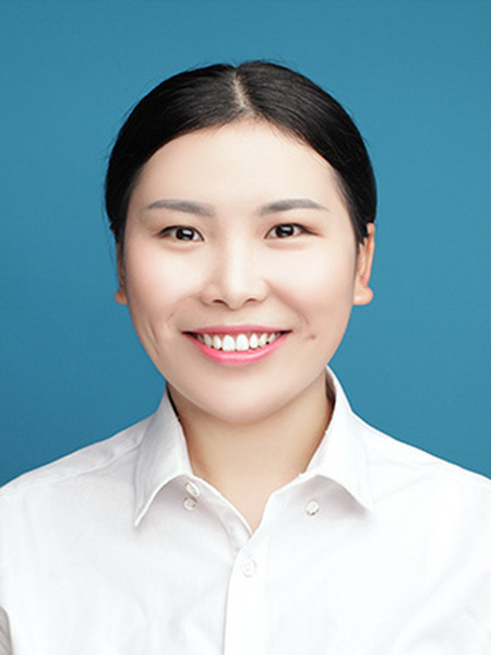 黄姣