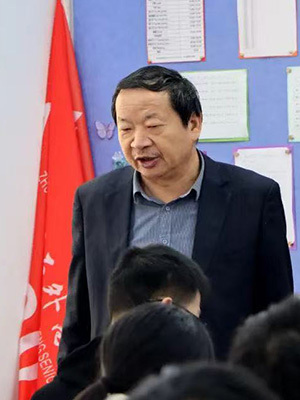 易升秀