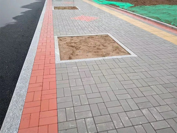路面透水砖铺设路面的好处有什么？