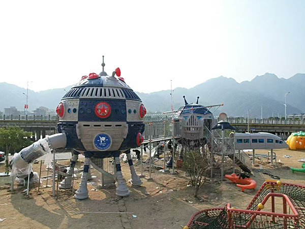 大型玩具