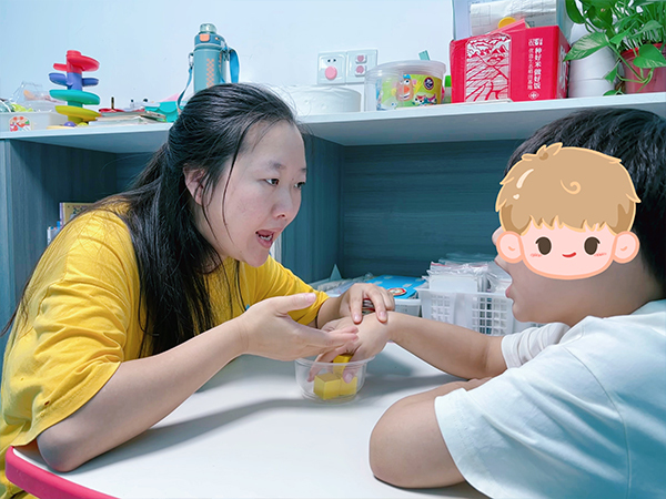 个训教师熊兰慧 个训教师熊兰慧