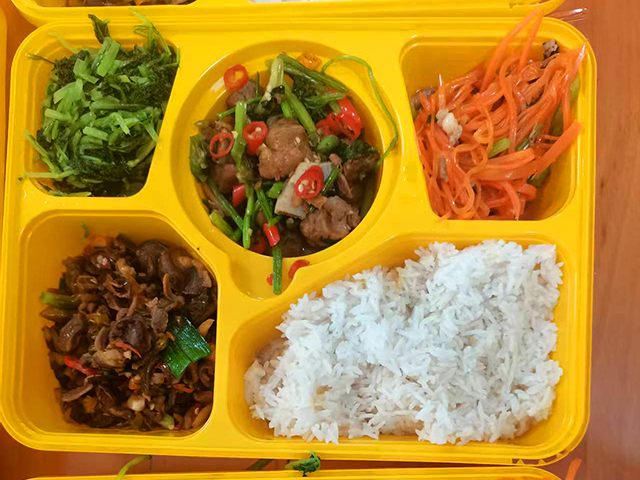 盒饭