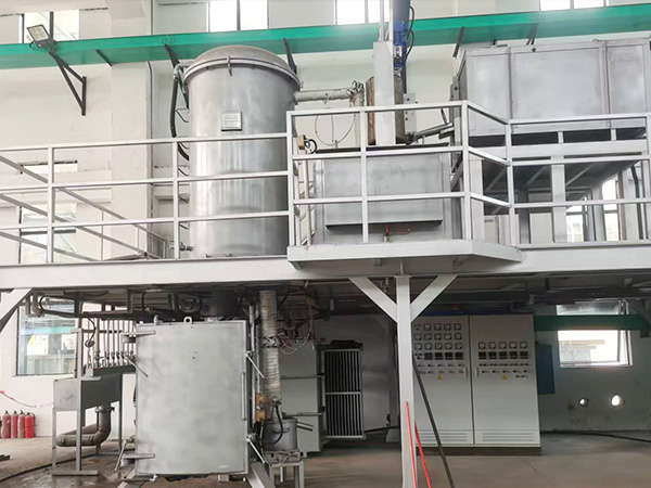 贵铅立式连续真空蒸馏炉3 贵铅立式连续真空蒸馏炉3