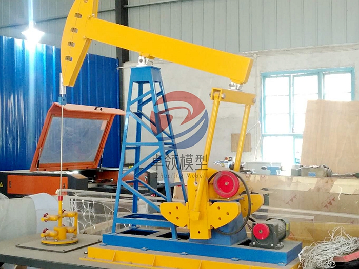 梁式抽油机模型