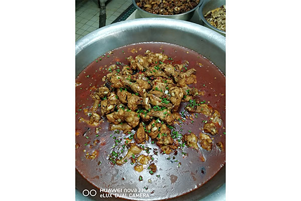 师生膳食