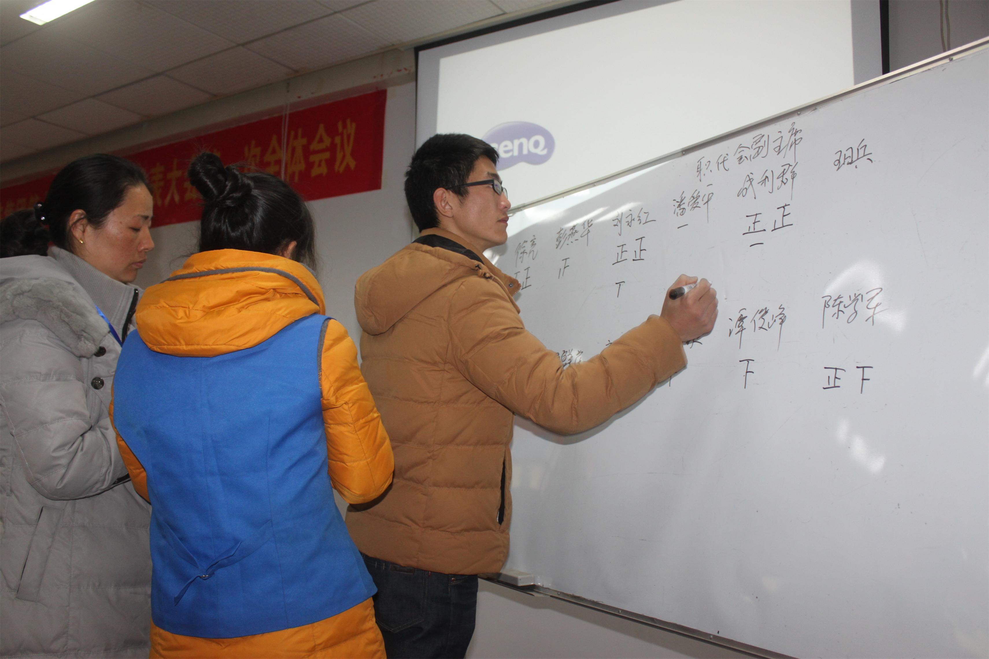 株洲市奇跡報(bào)廢汽車回收拆解有限責(zé)任公司,株洲報(bào)廢汽車回收,株洲農(nóng)機(jī)報(bào)廢回收,廢舊金屬回收 株洲市奇跡報(bào)廢汽車回收拆解有限責(zé)任公司,株洲報(bào)廢汽車回收,株洲農(nóng)機(jī)報(bào)廢回收,廢舊金屬回收