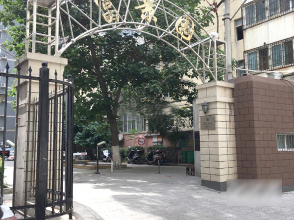 富景园-锅炉不锈钢烟囱制安工程