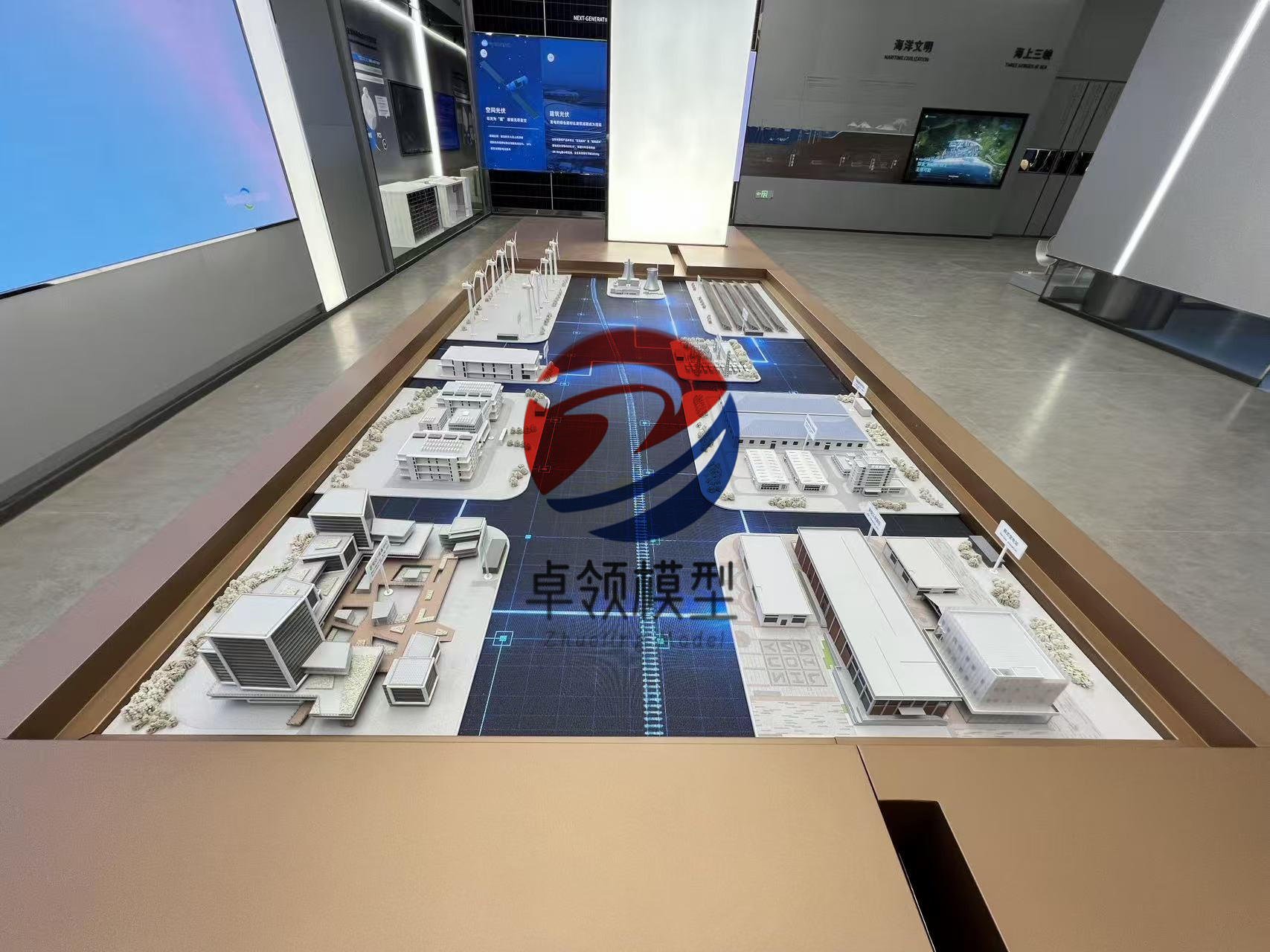 風(fēng)力發(fā)電沙盤模型 (2)