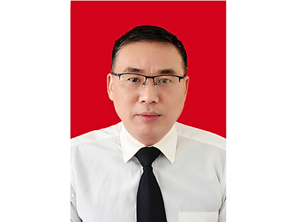 莫迪    书记   副主任医师