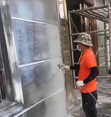 喷涂底漆.png
