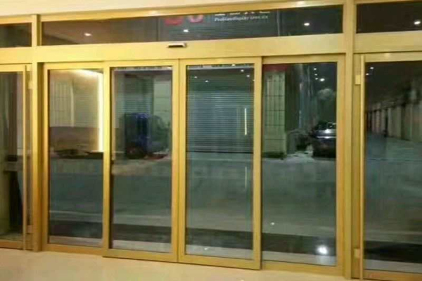 黄钛金拉丝铝合金型材门 黄钛金拉丝铝合金型材门