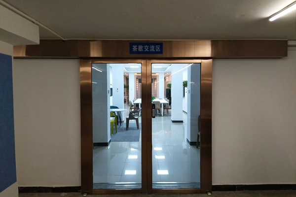 国防科大双开无固定门扇自动平移门 国防科大双开无固定门扇自动平移门