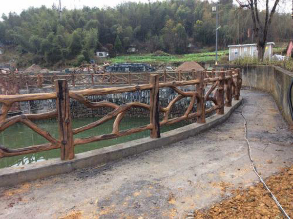 水泥仿木栏杆为什么会受广大朋友喜欢？