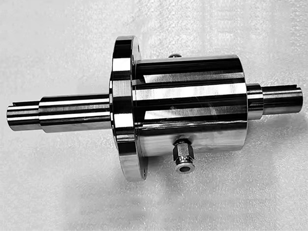 單法蘭通水式磁流體