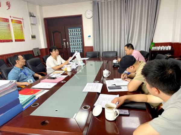 规范办学行为 督导助力发展｜市教育局第三责任区责任督学一行莅临我校进行专项督导工作