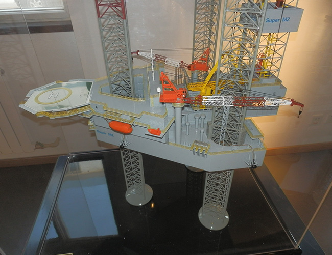 海上采油平台模型