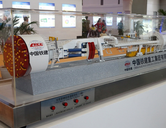 土压平衡式盾构机模型