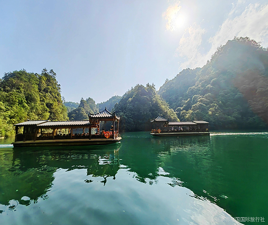 宝峰湖