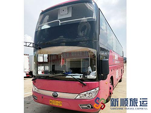 53座大巴