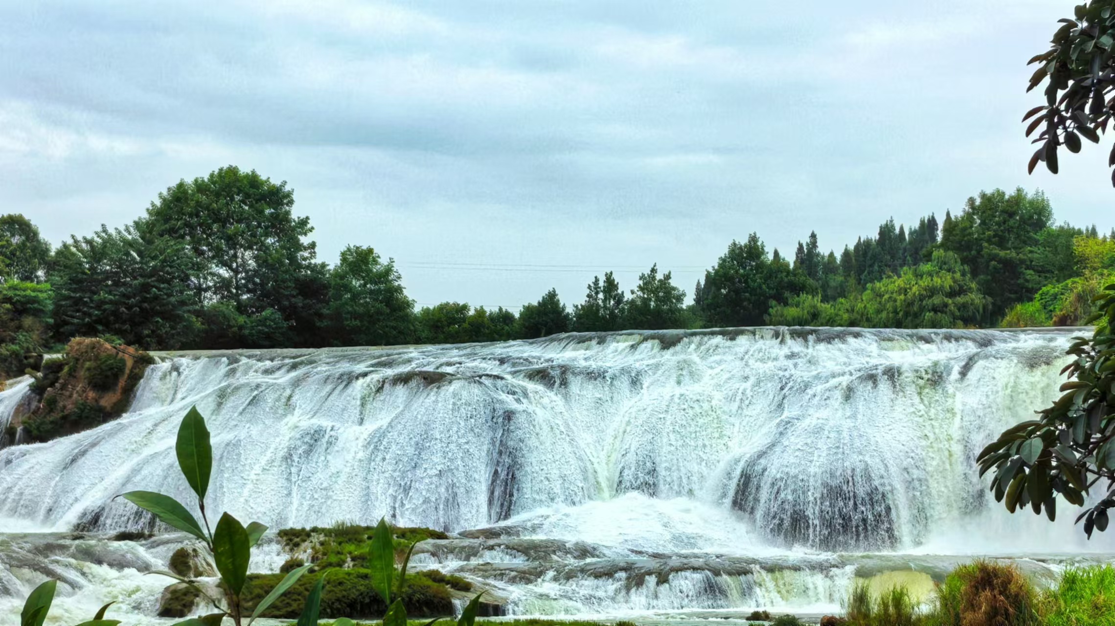 湖南劲鸣律师事务所,专业化分工,团队作战的律师事务所