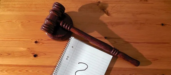 闫X与李X离婚纠纷－－分居后夫妻一方产生的债务，另一方要偿还吗？