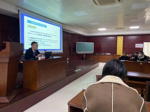 劲鸣动态|杨勇、李佳颖律师参加常德芙蓉物流有限公司法律学习交流会