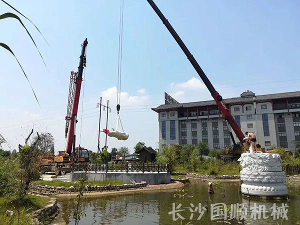 金州敬老院神像吊装