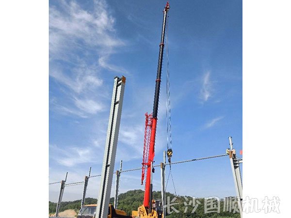 京东物流钢结构厂房安装