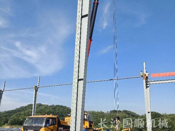 京东物流钢结构厂房安装