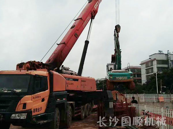 坪塘大王山挖机下井