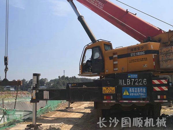 中交管廊项目吊装管廊