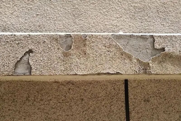 仿石漆施工为什么要用透明抗碱封闭底漆！