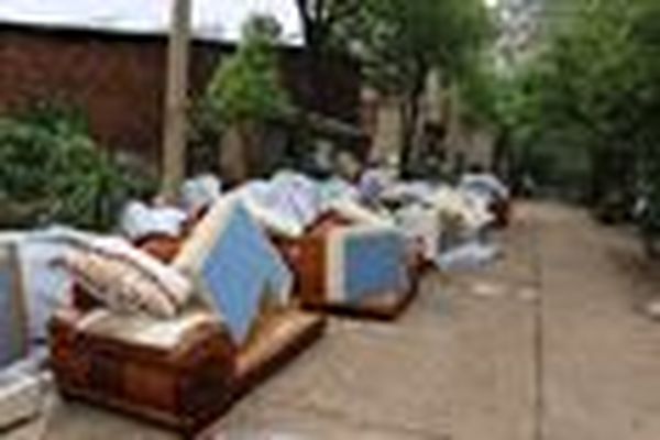 风雨无情行业有爱--轮值会长放弃休假走访因雨受灾的会员单位