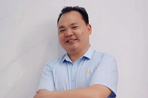 副会长周论兵先生